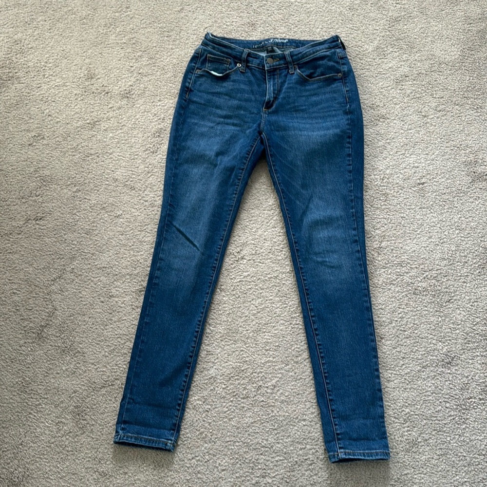 Universal Thread Curvy Skinny jeans size 8/29R